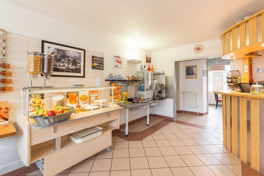 Hotel De La Vallee Ornans Ngoại thất bức ảnh